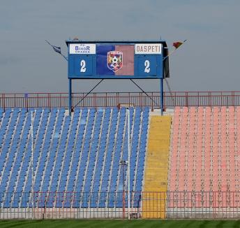 Se montează noua tabelă electronică pe Stadionul Iuliu Bodola